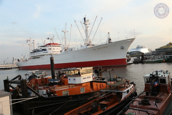stadt-hamburg-10-10-2014-12-10-2014-04655943F3C-E157-E8DC-EB34-FE30AB435789.jpg