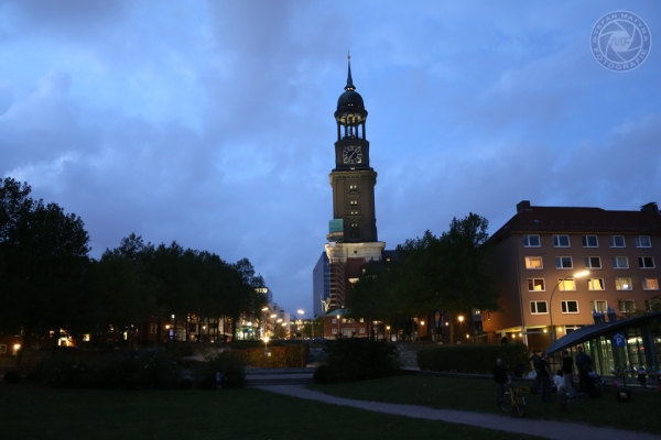 stadt-hamburg-10-10-2014-12-10-2014-106567BA138-97F4-FFA4-8B7B-AA2880D689CE.jpg