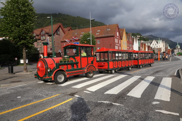 norwegen-bergen-2014-001D3E561FB-4B12-382F-B761-9270CFF7C736.jpg