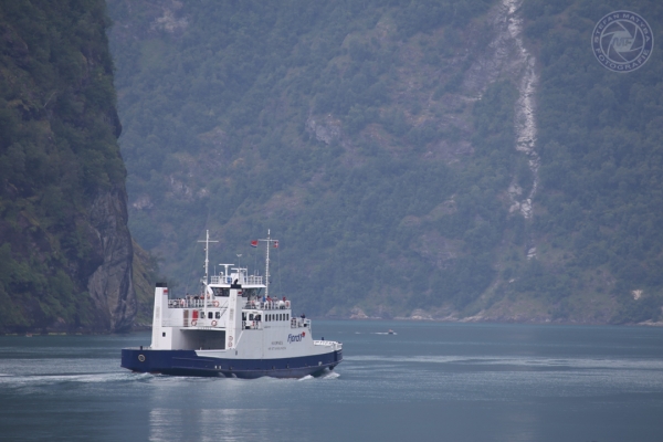norwegen-vestlandet-2014-070C6BDEC85-A4D8-C89B-436F-ED6D440A046E.jpg