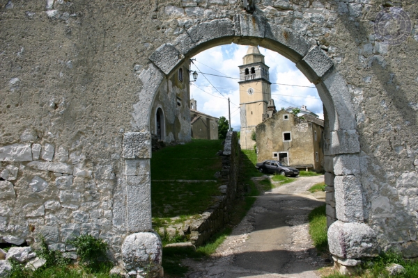 urlaub-in-kroatien-vom-26-05-06-bis-10-06-06-024558533C1D-6CCB-99FA-B44D-88566C8F7626.jpg