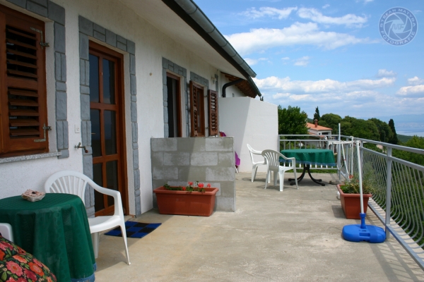 urlaub-in-kroatien-vom-26-05-06-bis-10-06-06-10988EAE786F-EA29-D7D4-B81C-5988818E24FE.jpg